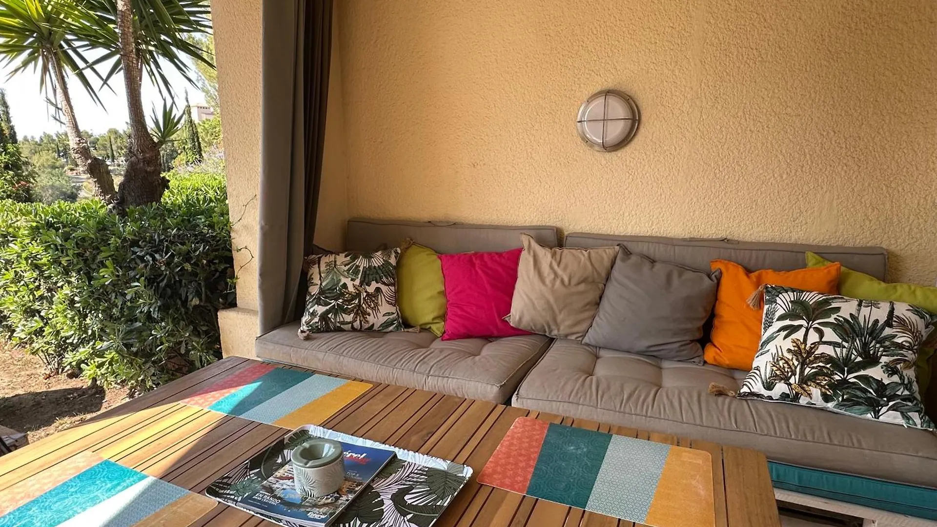 Village Club Parc Aquatique Pour La Famille Piscine Chauffee,Appartement Pour 4 Personnes En Rez De Jardin Сен-Рафаэль Франция